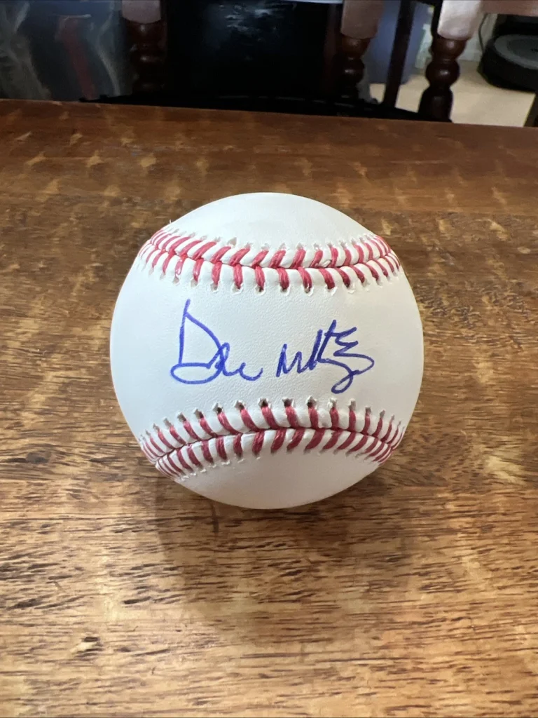 Don Mattingly Signed Major League Baseball JSA Coa Phillies Autographed Yankees