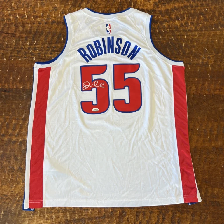 Duncan Robinson Signed Detroit Pistons Jersey JSA Coa Autographed