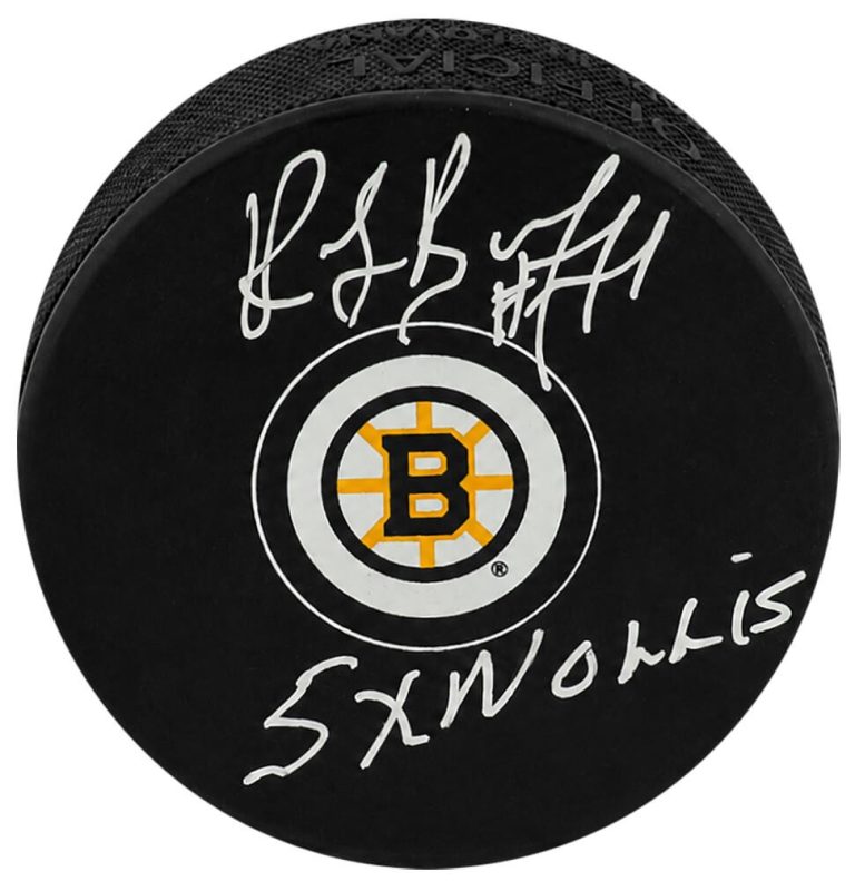 Ray Bourque Signed Boston Bruins Logo Hockey Puck w/5x Norris - (SCHWARTZ COA)
