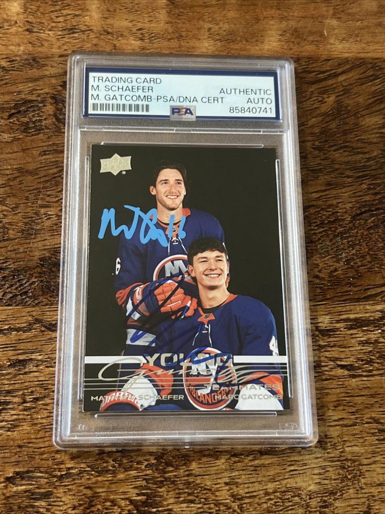Matthew Schaefer Gatcomb IP Signed UD Young Guns Card Psa Dna Slab Islanders