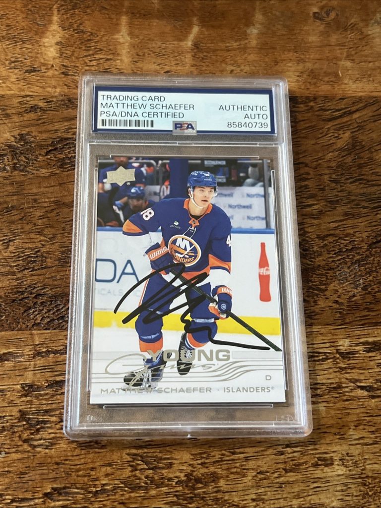 Matthew Schaefer IP Signed UD Young Guns Card Psa Dna Coa Slab Islanders Auto