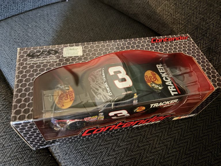 2010 1/24 Austin Dillon Signed Nascar Bass Pro Shops Truck Contender Series