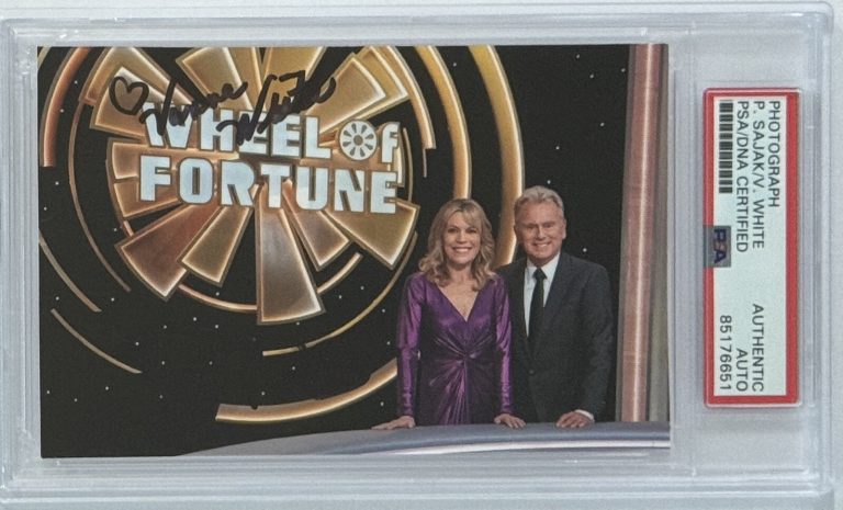 PAT SAJAK & VANNA WHITE WHEEL OF FORTUNE SIGNED PHOTO PSA DNA COA AUTOGRAPH