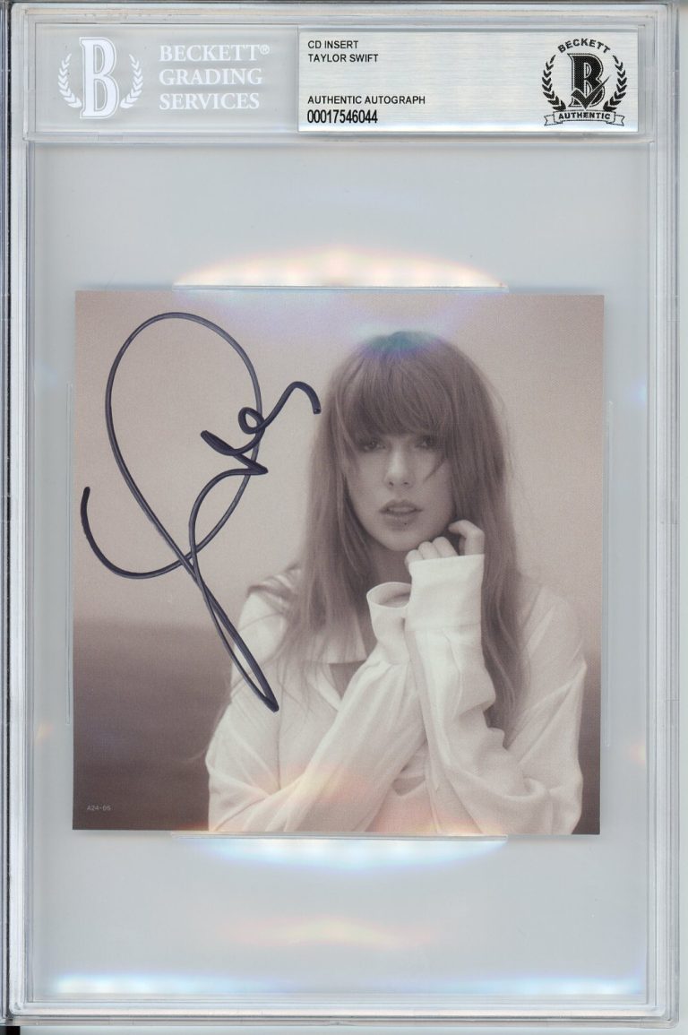 TAYLOR SWIFT SIGNED Tortured Poets CD Photo PERFECT AUTOGRAPH BAS Beckett COA