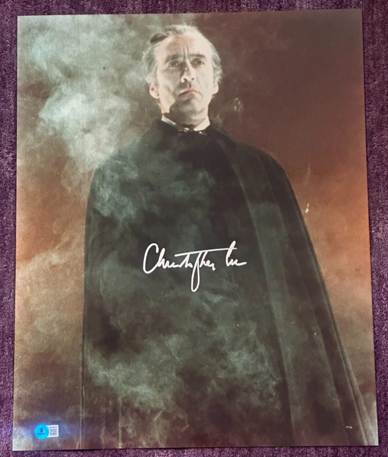 CHRISTOPHER LEE Signed DRACULA 16x20 PHOTO Beckett Authenticated BAS