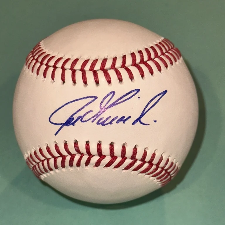 JOE GIRARDI (Yankees) Signed Official MLB Baseball Beckett (BAS)