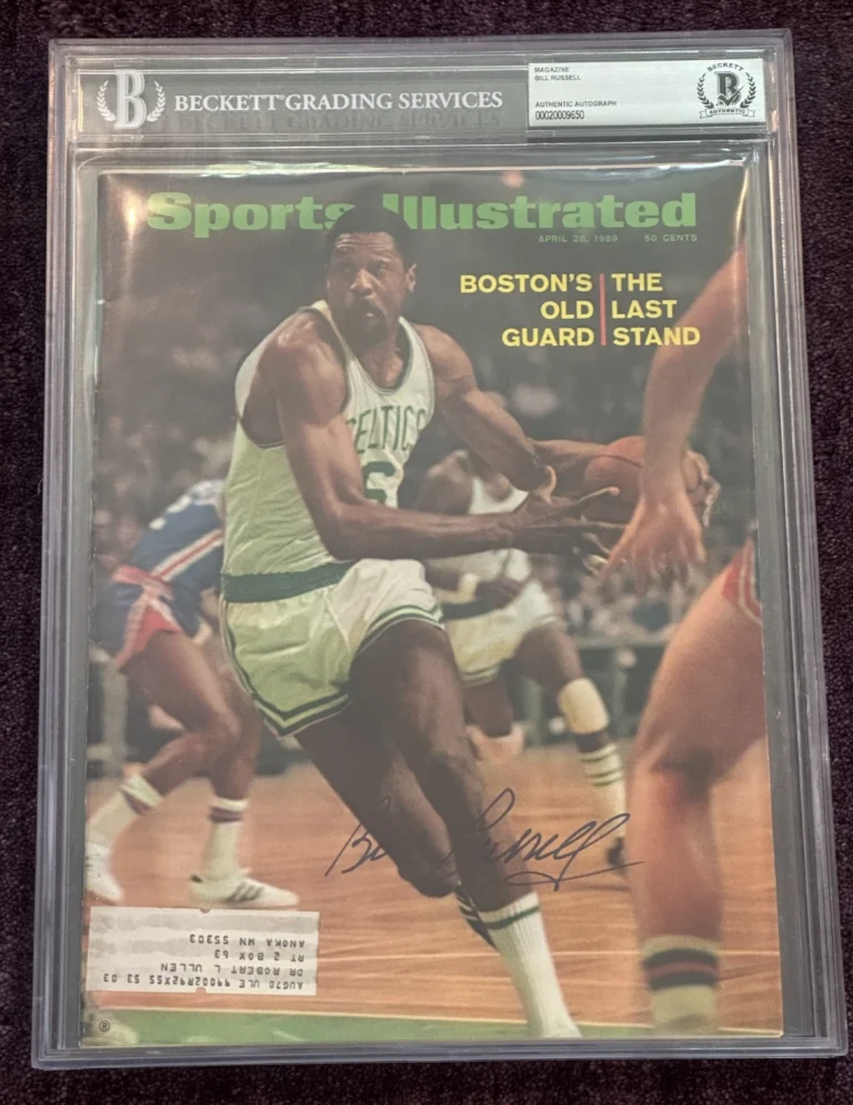 BILL RUSSELL Signed 4/28/69 SPORTS ILLUSTRATED BAS Beckett & Encapsulated