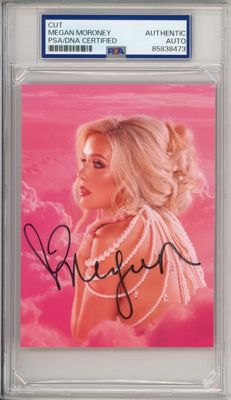 Megan Moroney CLOUD 9 AUTOGRAPH SIGNED Pink Cover Photo Picture PSA DNA COA