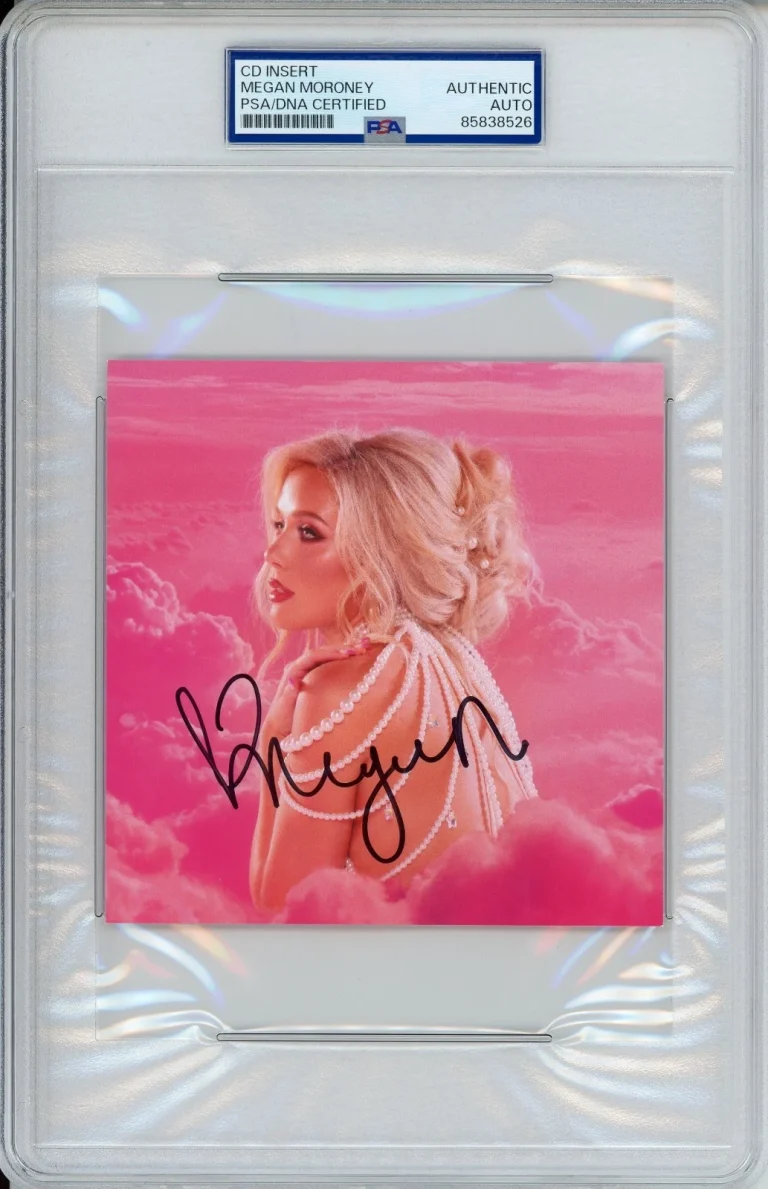 Megan Moroney CLOUD 9 AUTOGRAPH SIGNED CD Cover Art Card Photograph PSA DNA COA