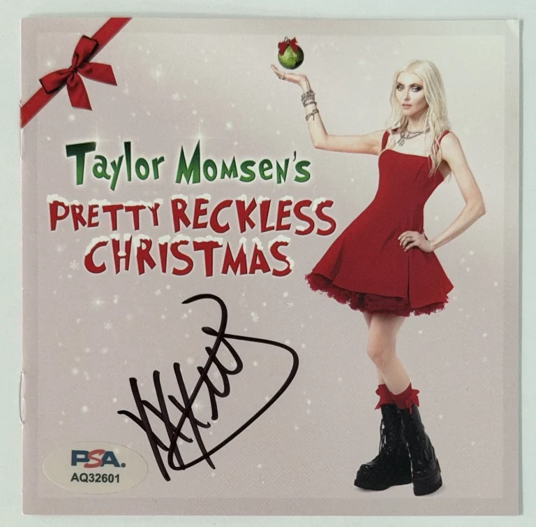 SIGNED Taylor Momsen Pretty Reckless Christmas CD Booklet Autograph PSA DNA COA