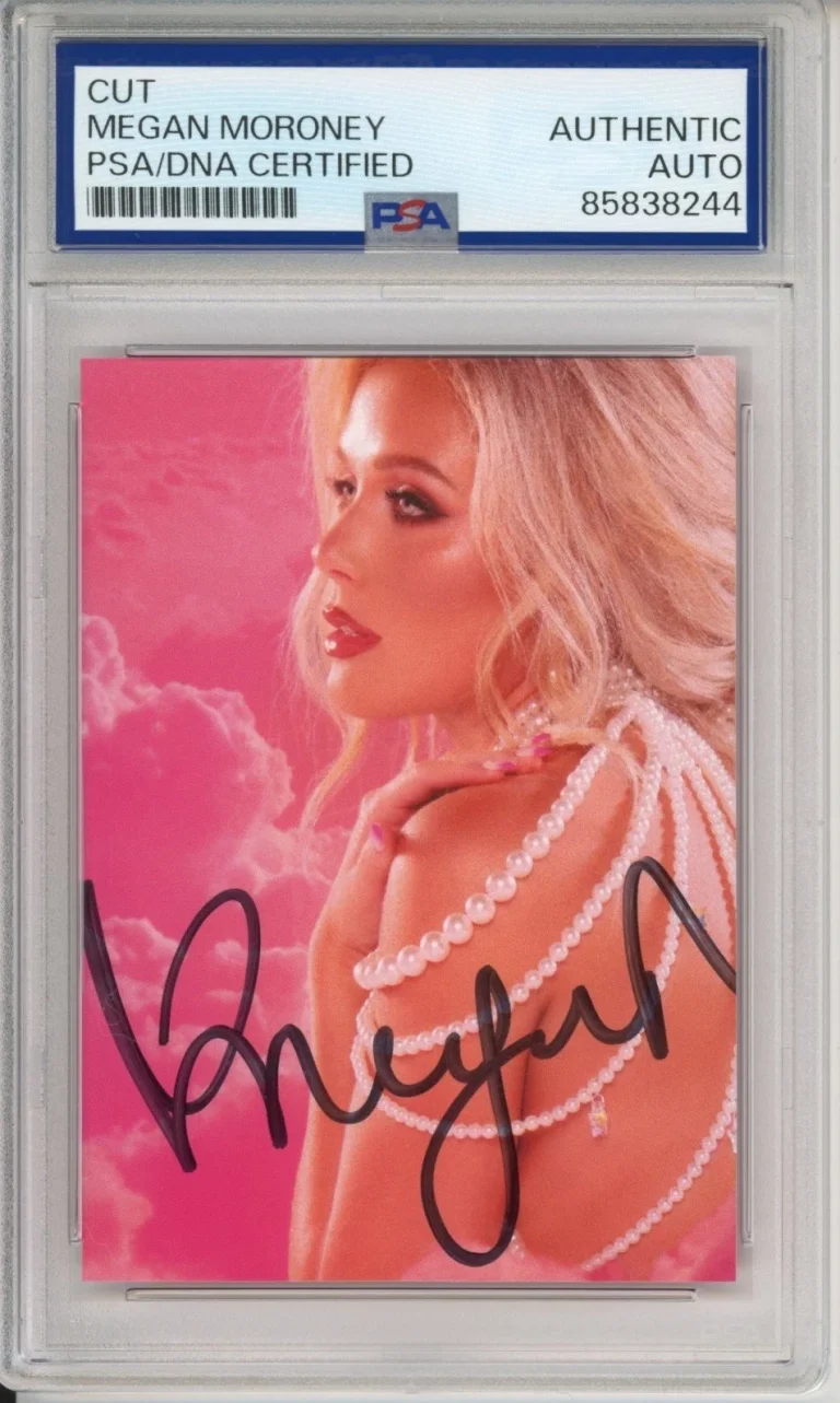 Megan Moroney CLOUD 9 AUTOGRAPH SIGNED ALBUM COVER CARD Photograph PSA DNA COA