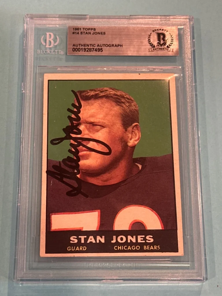STAN JONES Signed 1961 TOPPS Card #14 Beckett BAS
