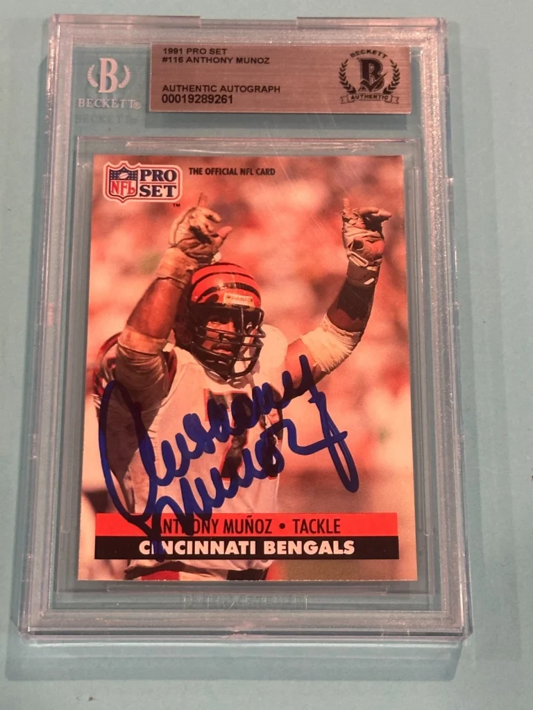ANTHONY MUNOZ Signed 1991 PRO SET Card #116 Beckett (BAS)