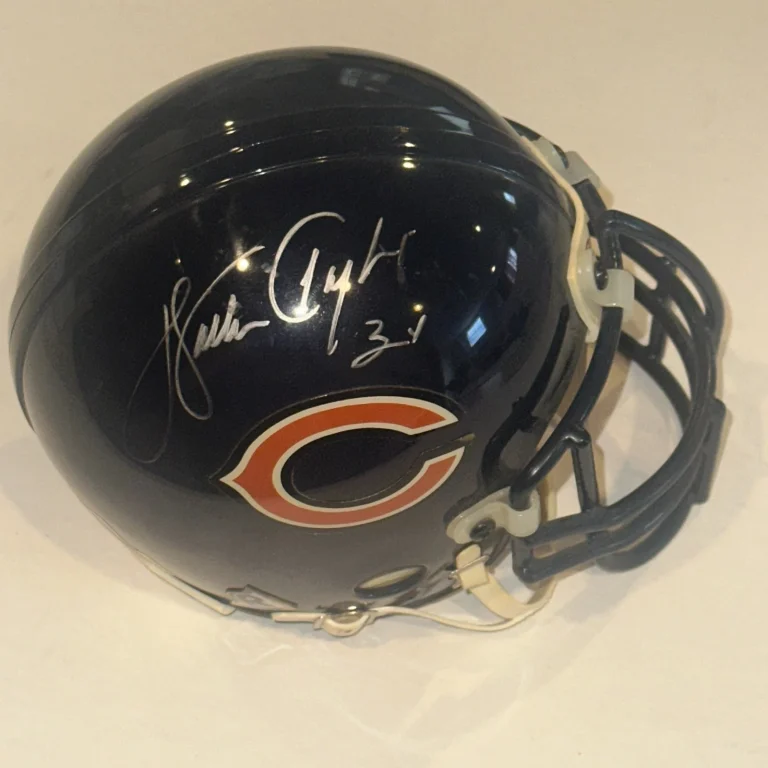 WALTER PAYTON Signed Chicago BEARS Authentic Mini-helmet Beckett (BAS)