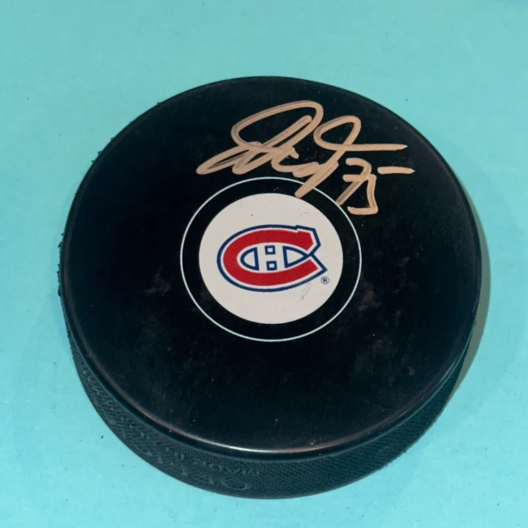 JAKUB DOBES Signed Montreal CANADIENS Puck Beckett (BAS)
