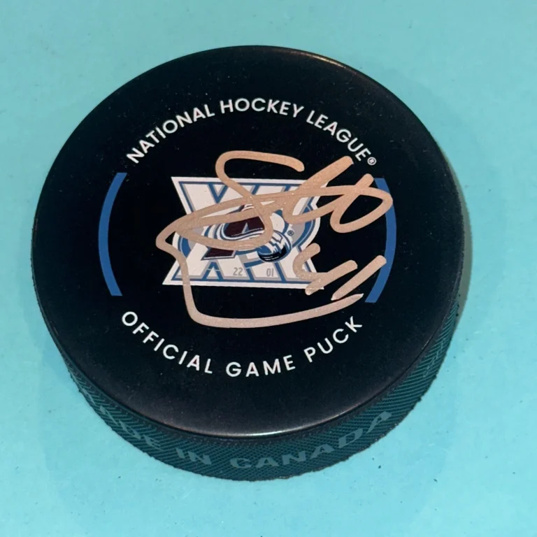 SCOTT WEDGEWOOD Signed Colorado AVALANCHE 30th Official GAME Puck Beckett (BAS)