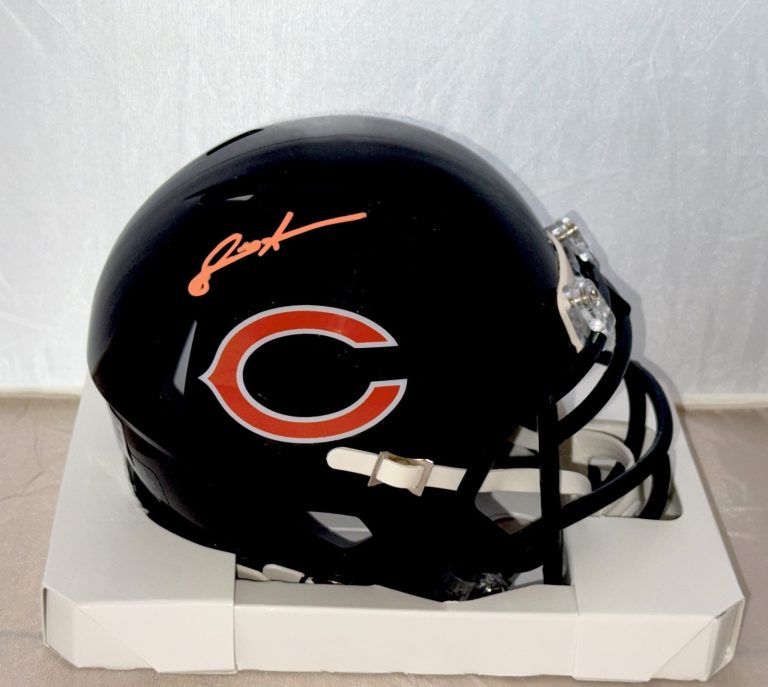 Dennis McKinnon signed Chicago Bears mini helmet autographed Beckett Witnessed