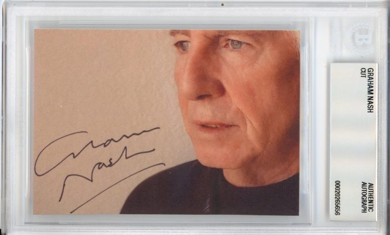 Graham Nash of Crosby Stills & Nash AUTOGRAPH SIGNED COVER CARD BAS BECKETT AUTO