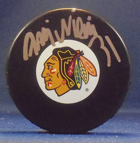 Antti Niemi signed autograph Chicago Blackhawks Puck