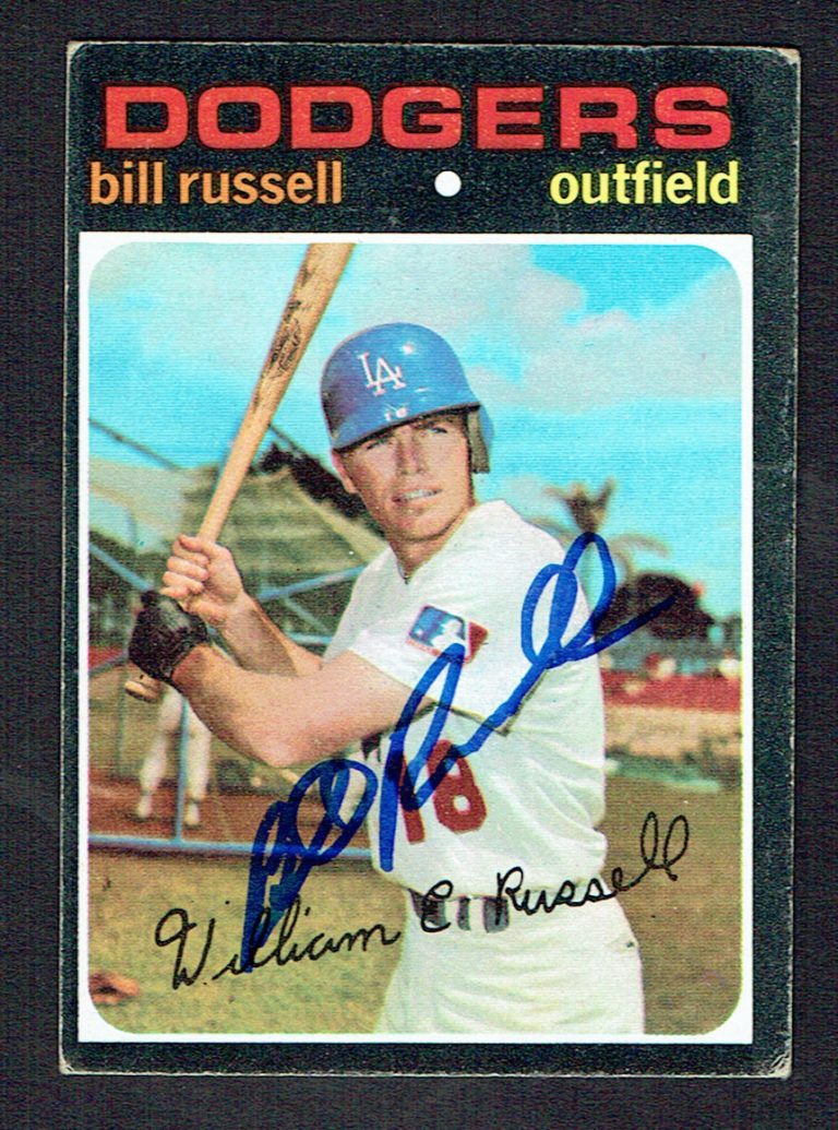Bill Russell #226 signed autograph auto 1971 Topps Baseball Trading Card