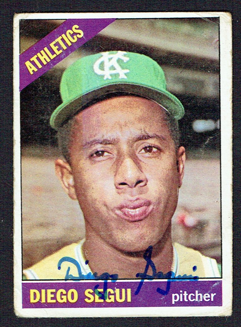 Diego Segui #309 signed autograph auto 1966 Topps Baseball Trading Card