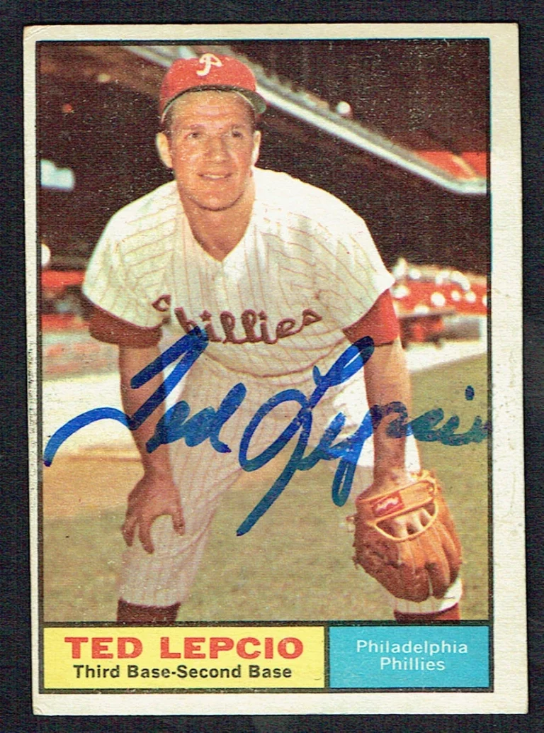 Ted Lepcio #234 signed autograph auto 1961 Topps Baseball Trading Card