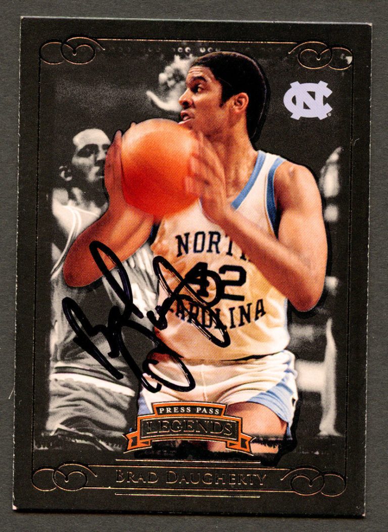 Brad Daugherty #54 signed autograph auto 2008 Press Pass Basketball Legends Card