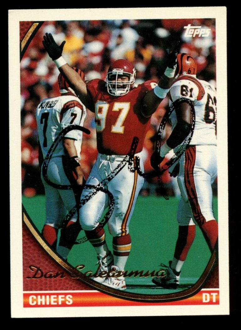 Dan Saleaumua #402 signed autograph auto 1994 Topps Football Trading Card