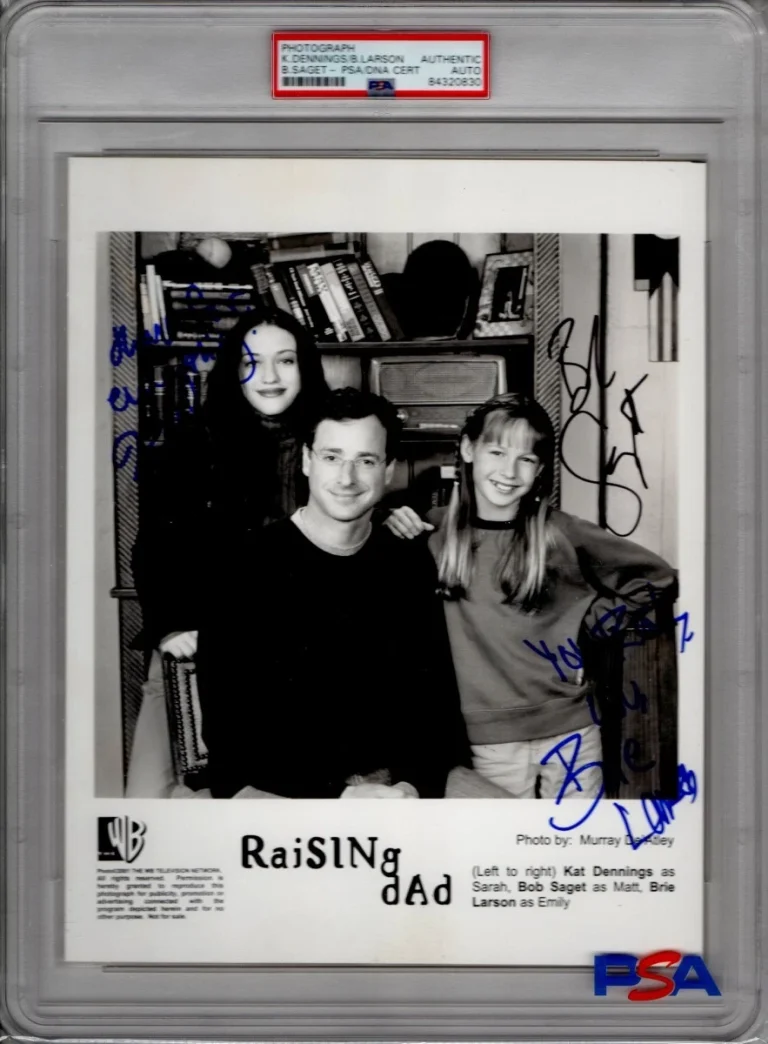 Bob Saget Kat Dennings Brie Larson Signed Autographed 8X10 Photo Raising Dad PSA