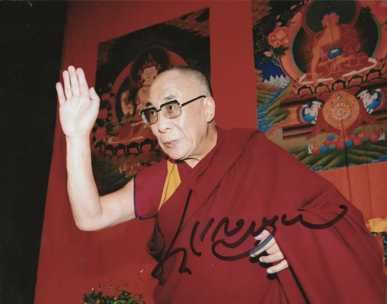 Dalai Lama REAL hand SIGNED 8x10