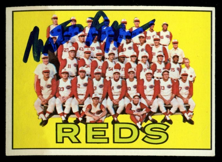 Milt Pappas 407 signed autograph auto 1967 Topps Reds Team Baseball Trading Card