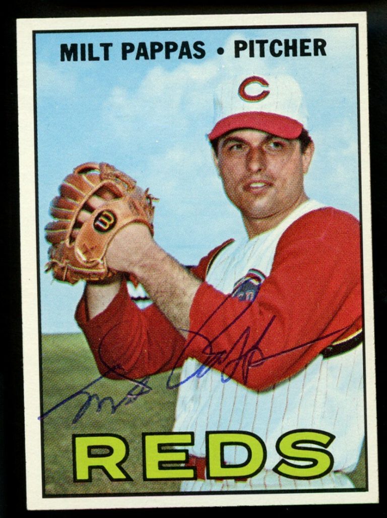 Milt Pappas #254 signed autograph auto 1967 Topps Baseball Trading Card