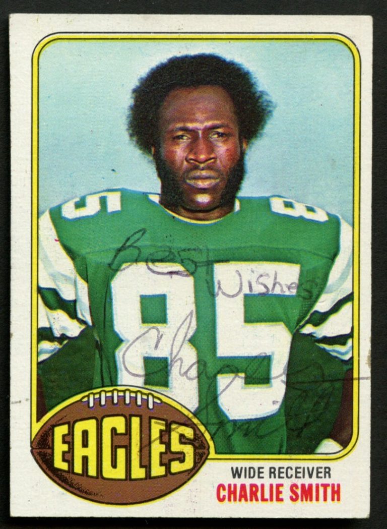 Charlie Smith #239 signed autograph auto 1976 Topps Football Trading Card