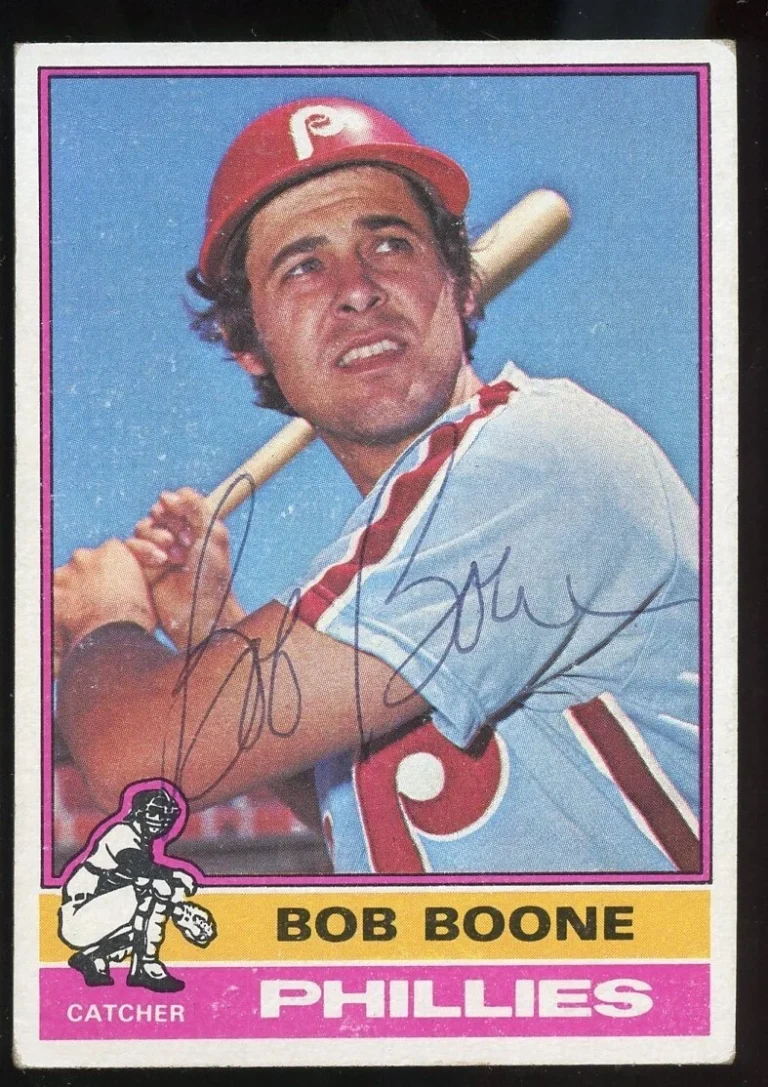 Bob Boone #318 signed autograph auto 1976 Topps Baseball Trading Card