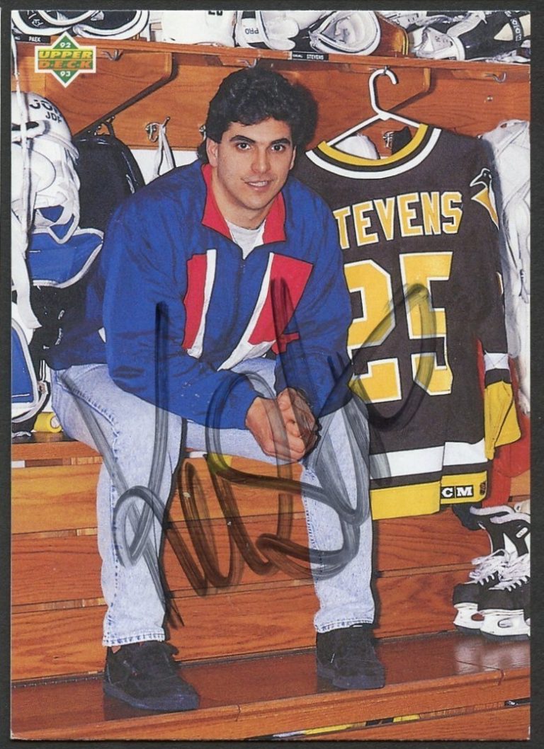 Kevin Stevens #630 signed autograph auto 1992-93 Upper Deck Hockey Card