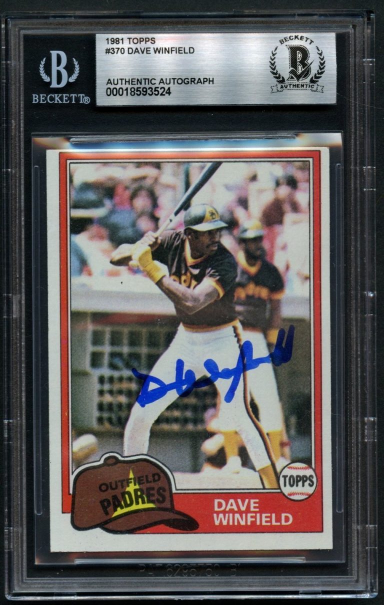 Dave Winfield #370 signed autograph 1981 Topps Baseball Player BAS Slabbed