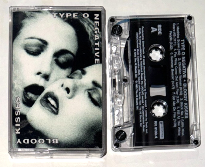 Type O Negative Bloody Kisses Cassette Tape 1993 Roadrunner RR 9100-4 Like New