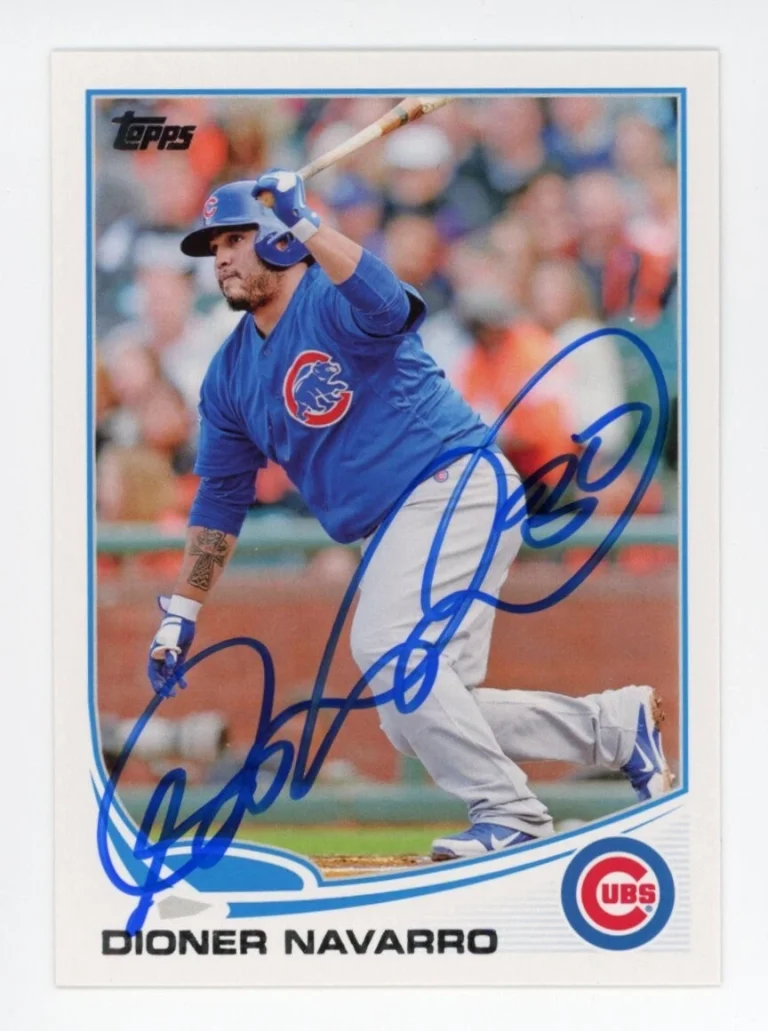 SIGNED BASEBALL CARD AUTO TOPPS 2013 DIONER NAVARRO CHICAGO CUBS #US184