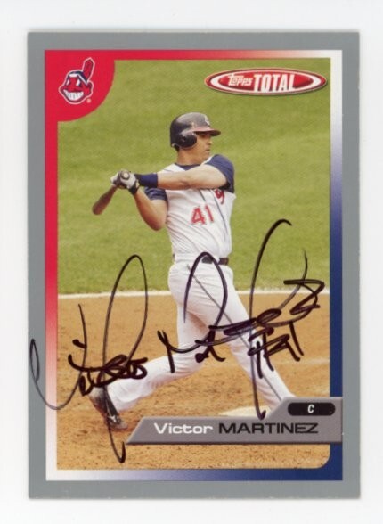 SIGNED BASEBALL CARD AUTO TOPPS TOTAL 2005 VICTOR MARTINEZ CLEVELAND INDIANS 340
