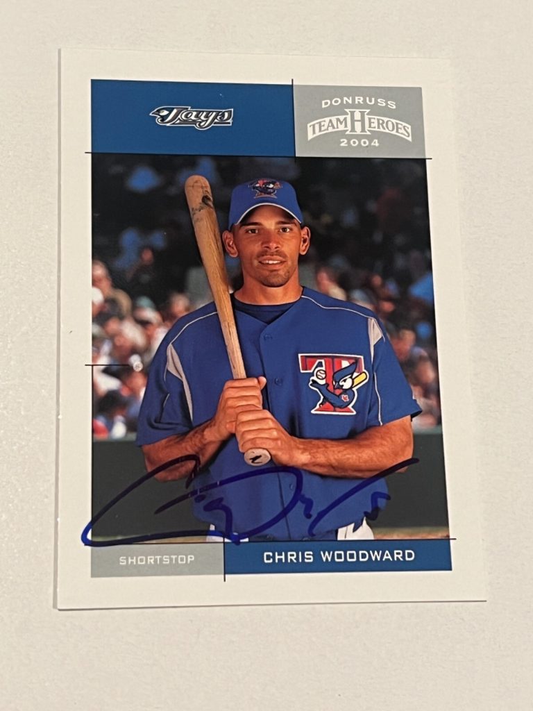 SIGNED BASEBALL CARD AUTO DONRUSS TH 2004 CHRIS WOODWARD TORONTO BLUE JAYS #440