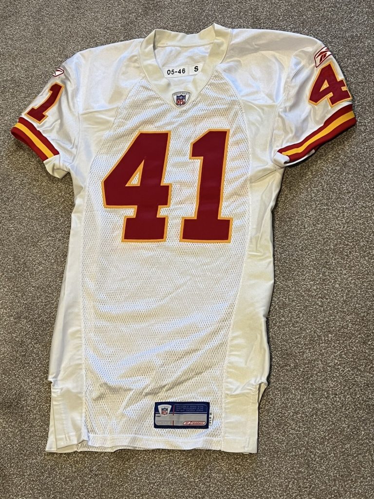 KANSAS CITY CHIEFS GAME USED ? ISSUED FOOTBALL JERSEY NO NAME PRO CUT SZ 46 #41