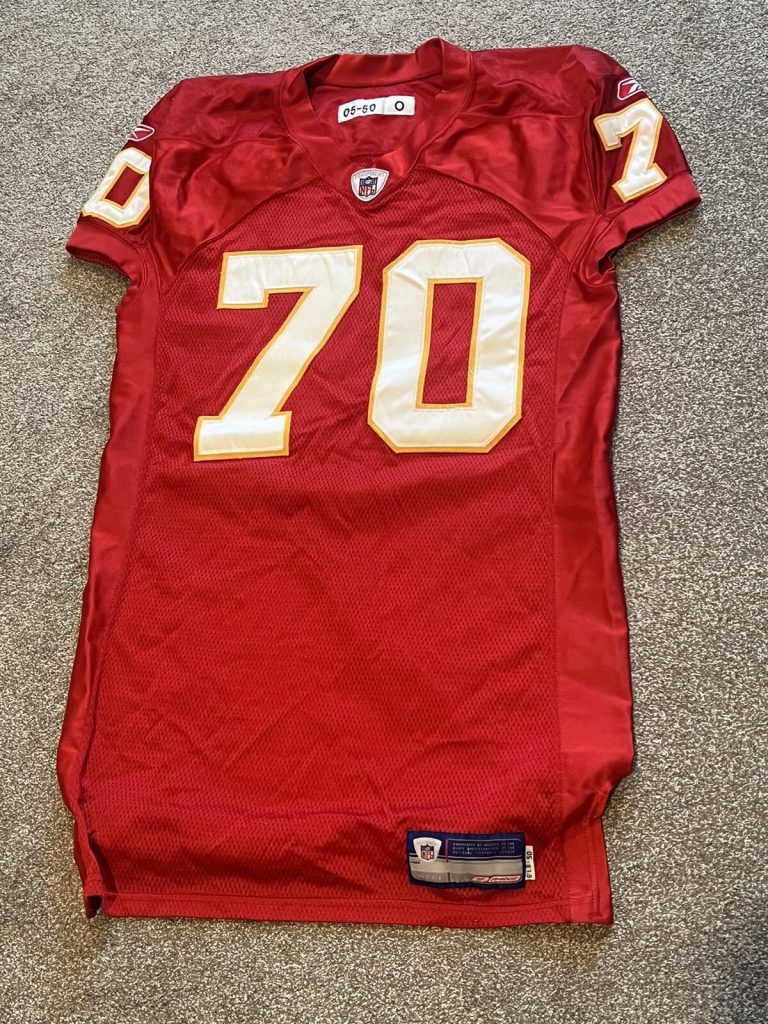 KANSAS CITY CHIEFS GAME USED ? ISSUED FOOTBALL JERSEY NO NAME PRO CUT SZ 50 #70