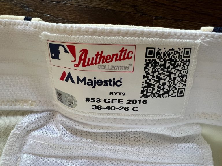 GAME USED ? ISSUED PANTS KANSAS CITY ROYALS TBTC MONARCHS 2016 DILLON GEE