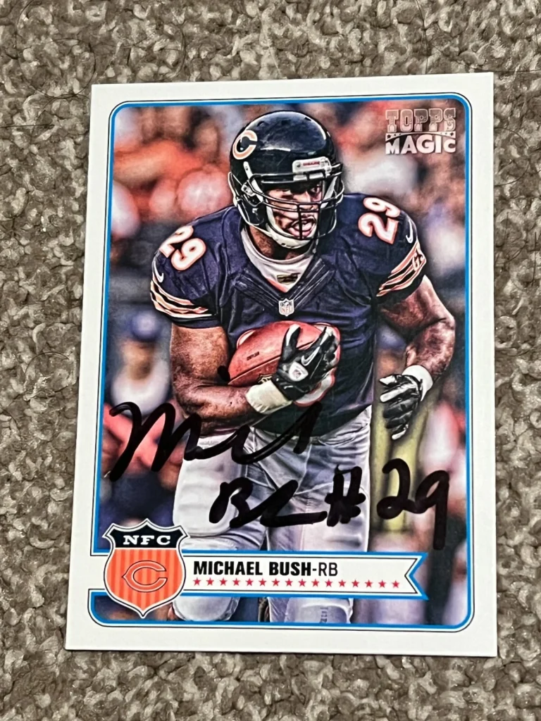 SIGNED FOOTBALL CARD 2012 TOPPS MAGIC CHICAGO BEARS MICHAEL BUSH #206