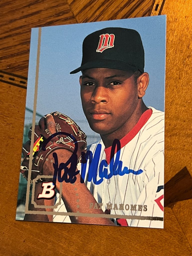 SIGNED BASEBALL CARD AUTO PAT MAHOMES 1994 BOWMAN MINNESOTA TWINS #160
