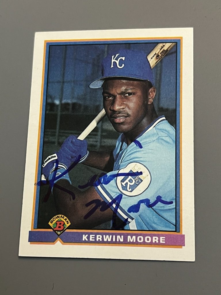 SIGNED BASEBALL CARD AUTO KANSAS CITY ROYALS KERWIN MOORE 1991 BOWMAN #312