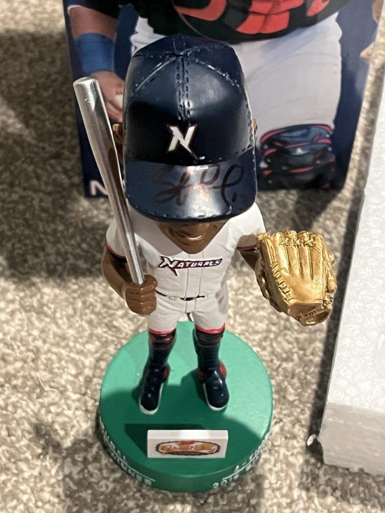 SALVADOR PEREZ SIGNED BASEBALL BOBBLEHEAD KANSAS CITY ROYALS NW AR AUTO JSA COA