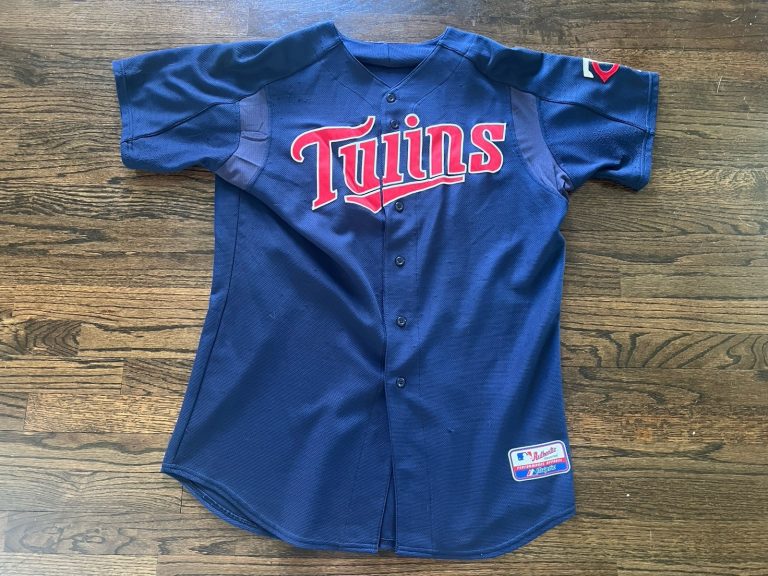 MINNESOTA TWINS PRO ISSUED / USED BP/ST MILB ? GAME USED WORN JERSEY #60 SIZE 48