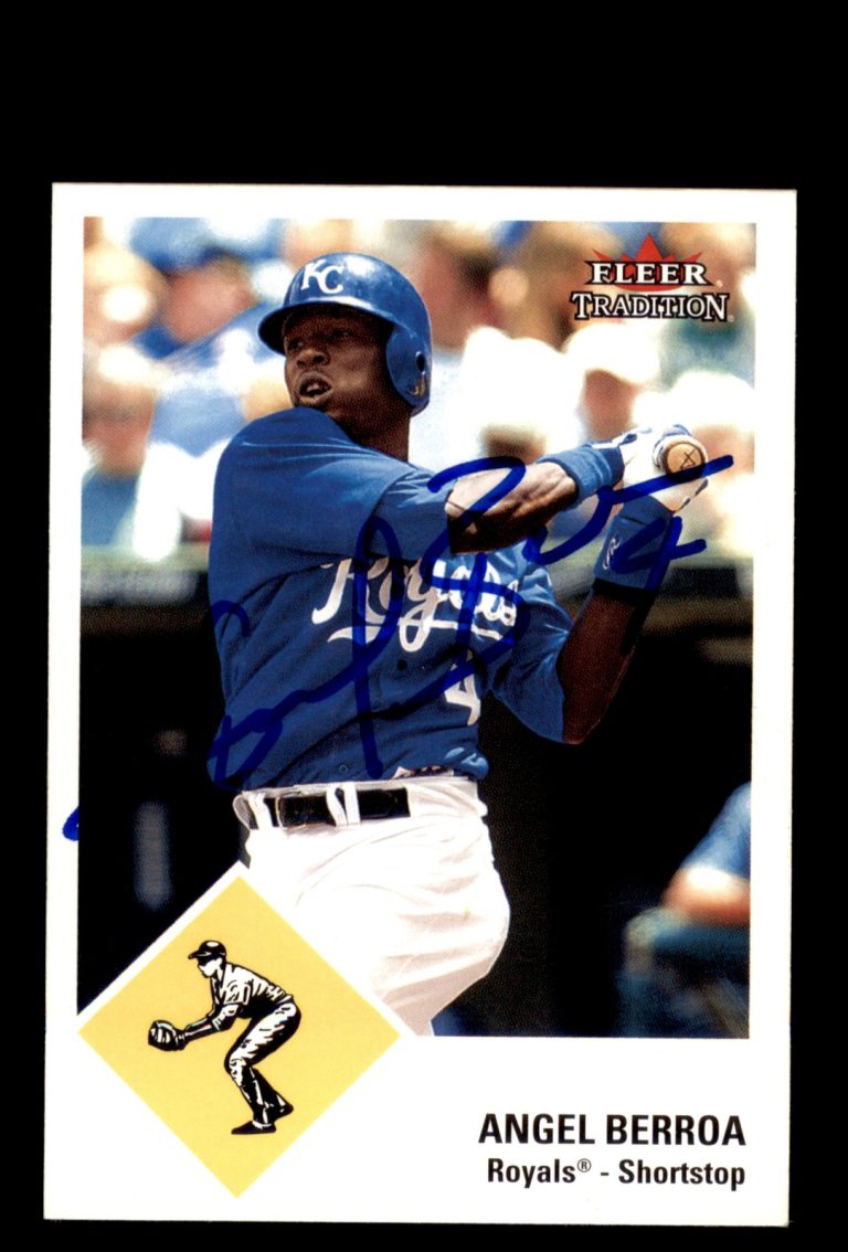 Signed Baseball Card Auto 2003 Fleer Tradition #U64 Angel Berroa KC Royals