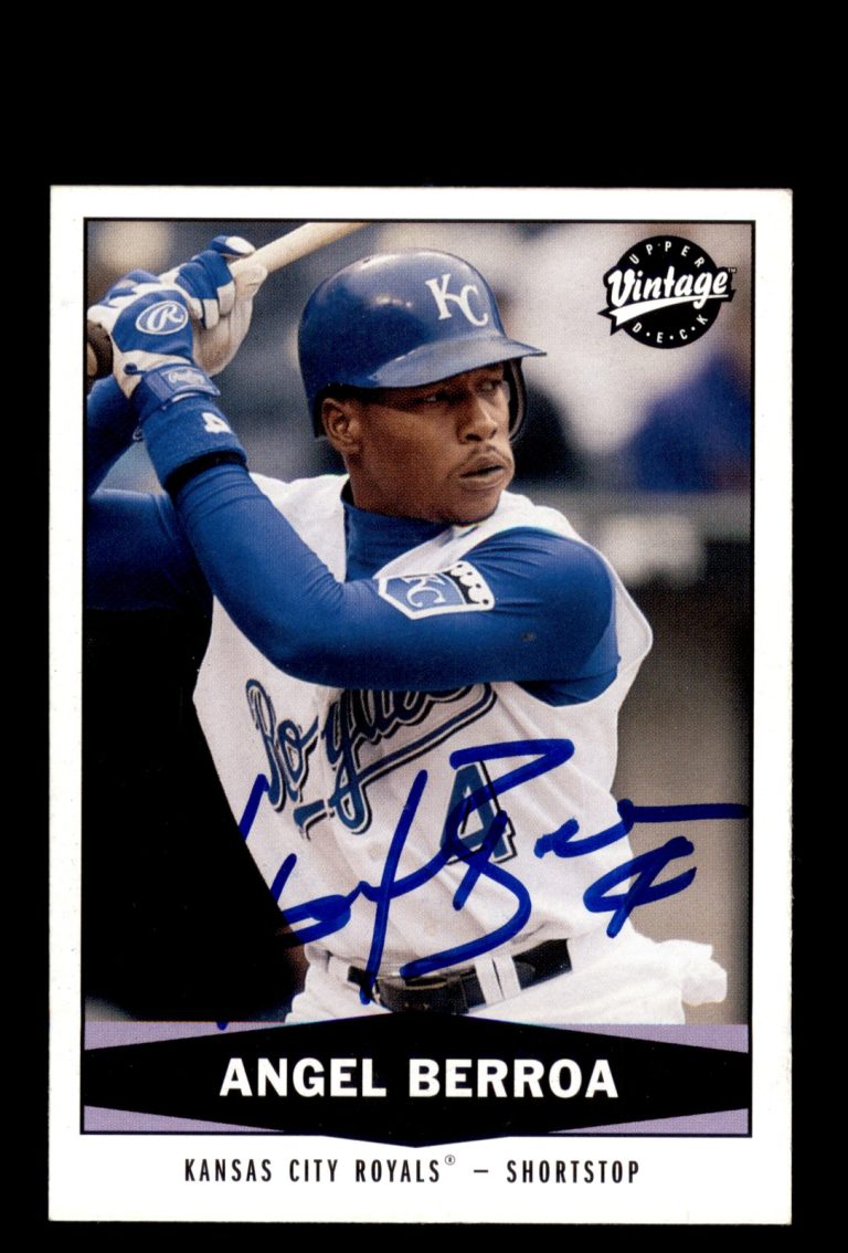 Signed Baseball Card Auto 2004 Upper Deck Vintage #224 Angel Berroa KC Royals
